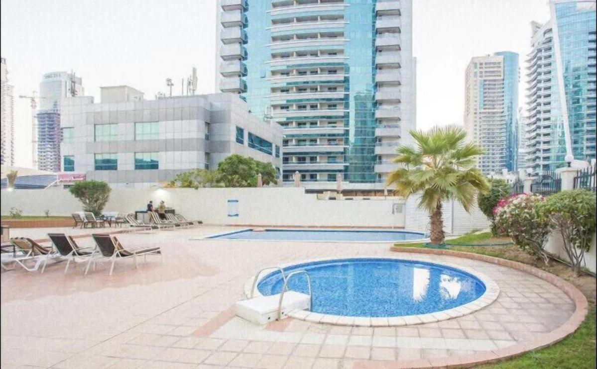 Luxury Apartments In Dubai Marina المظهر الخارجي الصورة